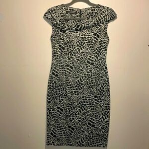 Jones Wear Dress- Black and White Animal Print Woven Knit Sheath Dress- Size 4